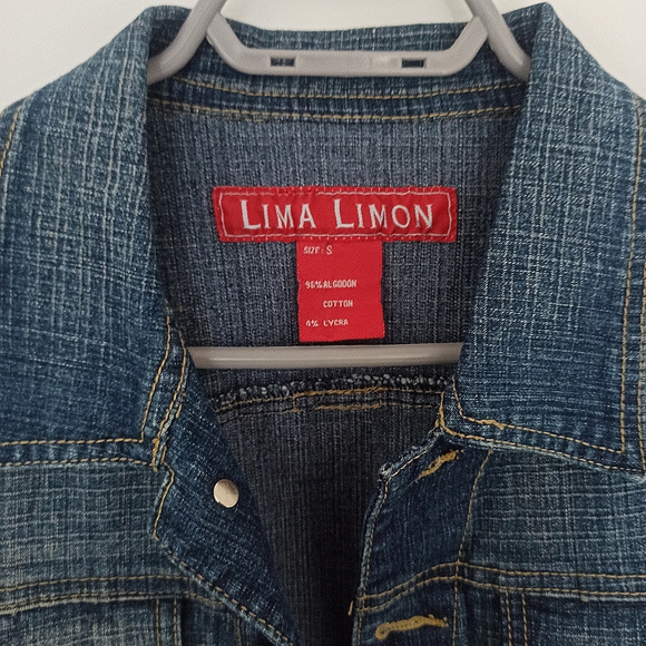 Vintage Blue Denim Jean Jacket - Picture 2 of 3